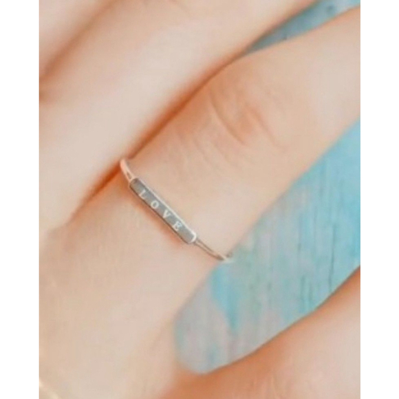 NEW Women's Dainty White Gold-Plated S925 LOVE Bar Band Ring Size 5 - Picture 14 of 15